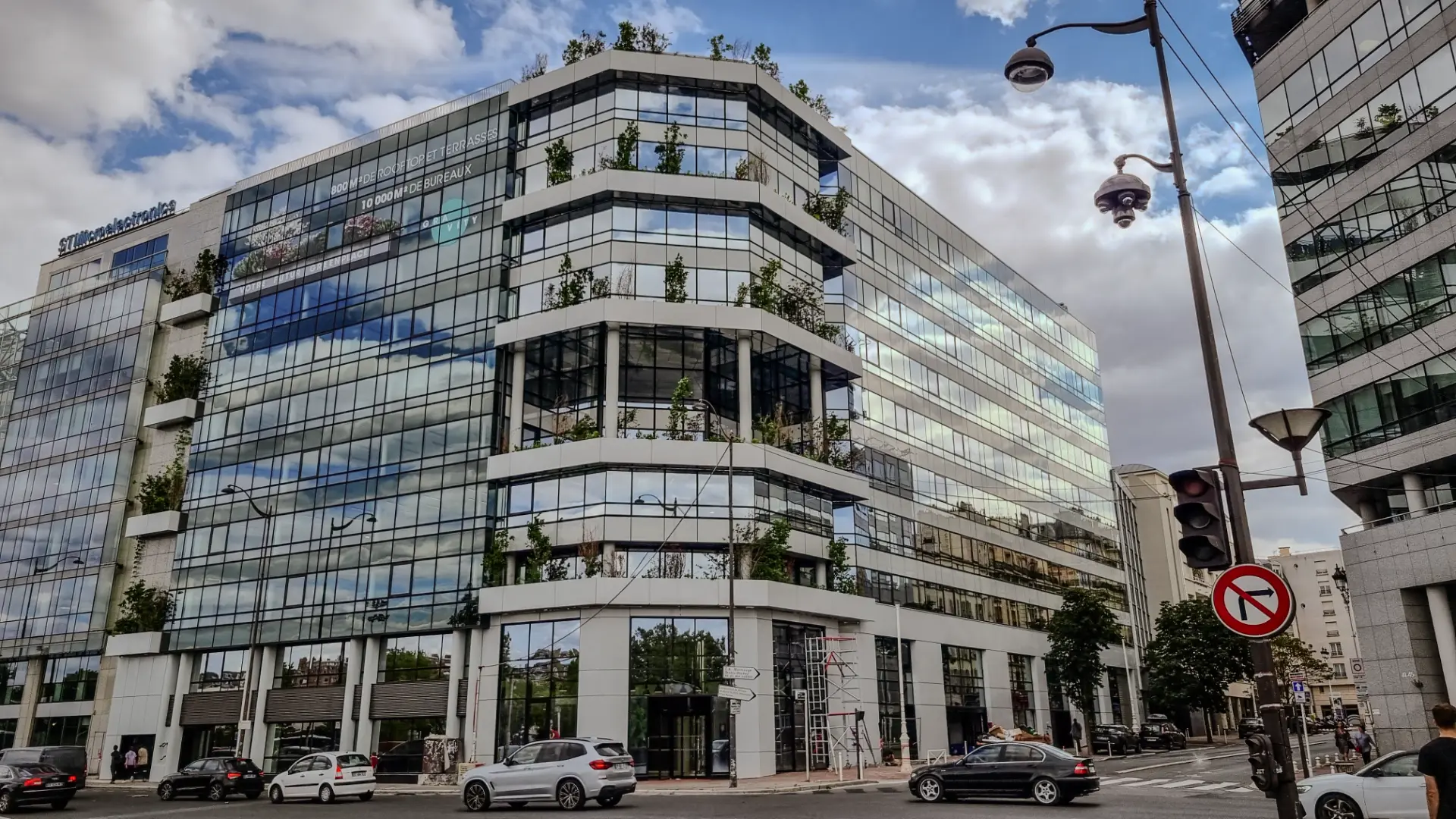 Aménagement Espaces Commerciaux & Bureaux Gravity Île-de-France | Agence Design+Build Paris — Tertiaire / Bureaux par Xiléades