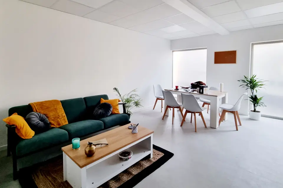 MUV Mâcon : Aménagement Espace de Travail & Clinique Vétérinaire | Xiléades, Agence Design+Build — Médical & Vétérinaire von Xiléades