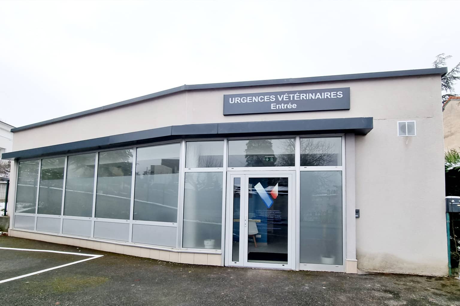 Clinique Vétérinaire MUV Saint-Étienne : Rénovation & Aménagement | Xiléades Design+Build, Contractant Général
