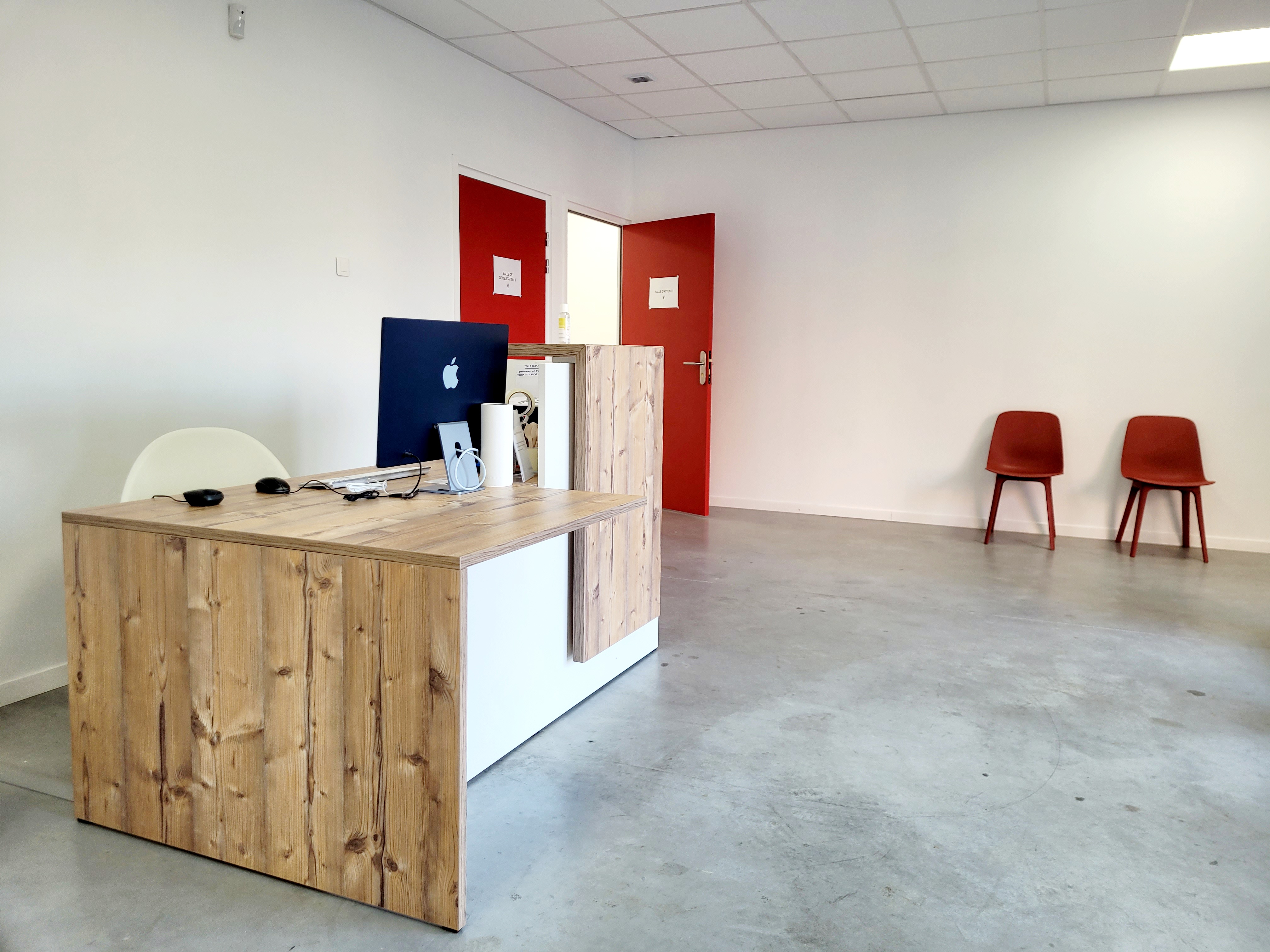 Clinique Vétérinaire MUV Taverny : Conception & Agencement par Xiléades, Agence Design+Build Val-d'Oise — Médical & Vétérinaire by Xiléades