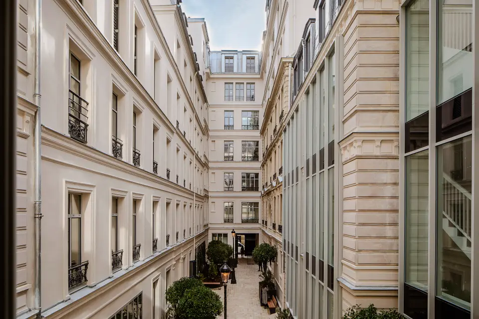 Rénovation Immeuble de Bureaux Haussmannien Paris 10e | Agence Architecture Design+Build — view 5