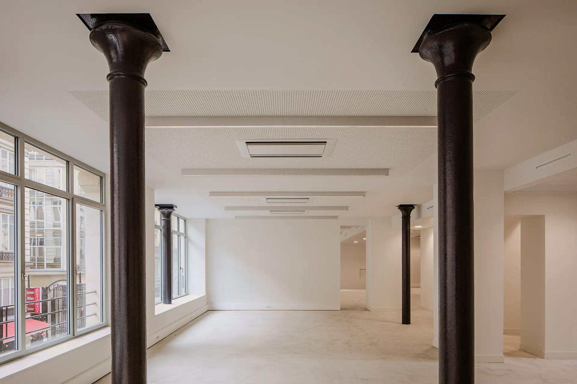 Rénovation Immeuble de Bureaux Haussmannien Paris 10e | Agence Architecture Design+Build — view 6