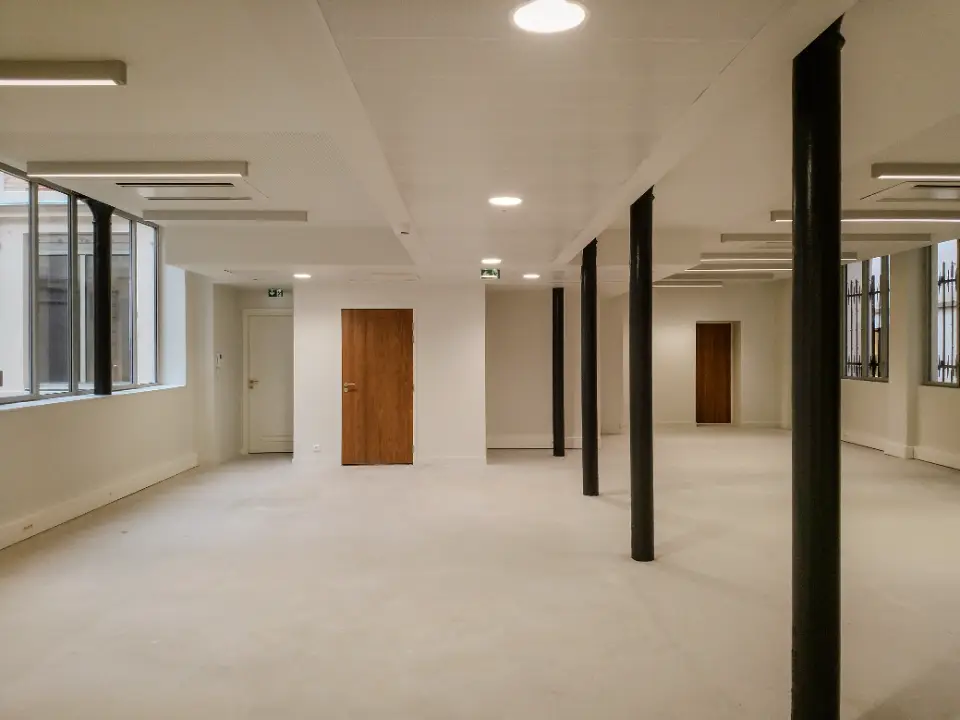 Rénovation Immeuble de Bureaux Haussmannien Paris 10e | Agence Architecture Design+Build — view 7